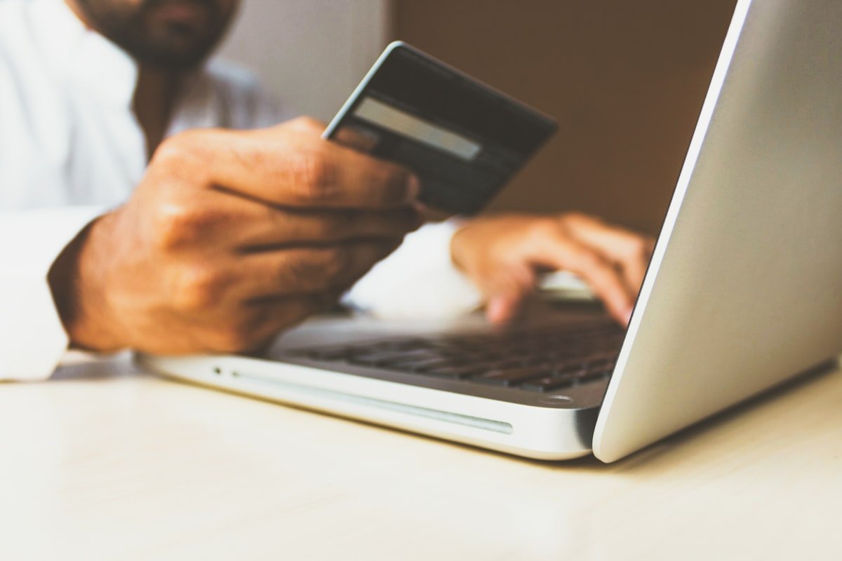 Fintechs: Como a Tecnologia Está Revolucionando as Finanças