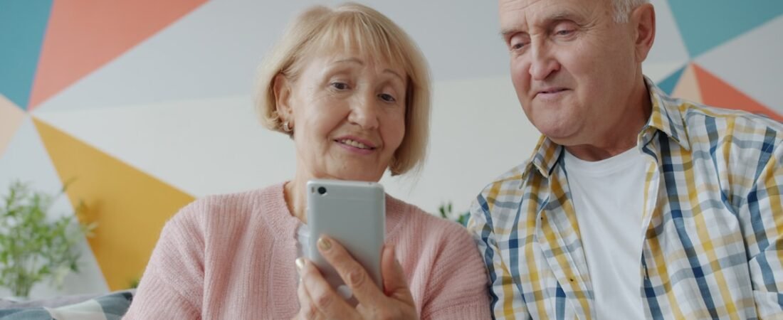 Como Ensinar os Pais a Usar WhatsApp Sem Frustração