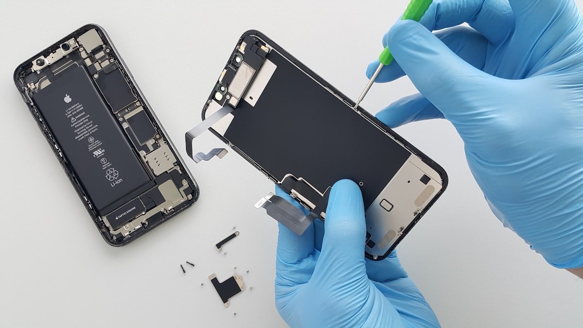 Como Saber se Vale a Pena Consertar ou Trocar de Celular