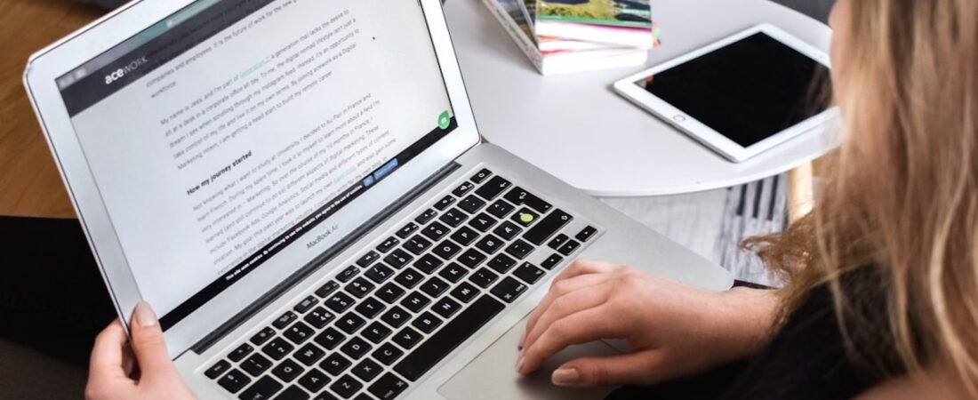 Tablet ou Notebook: Qual Escolher Para Estudar?