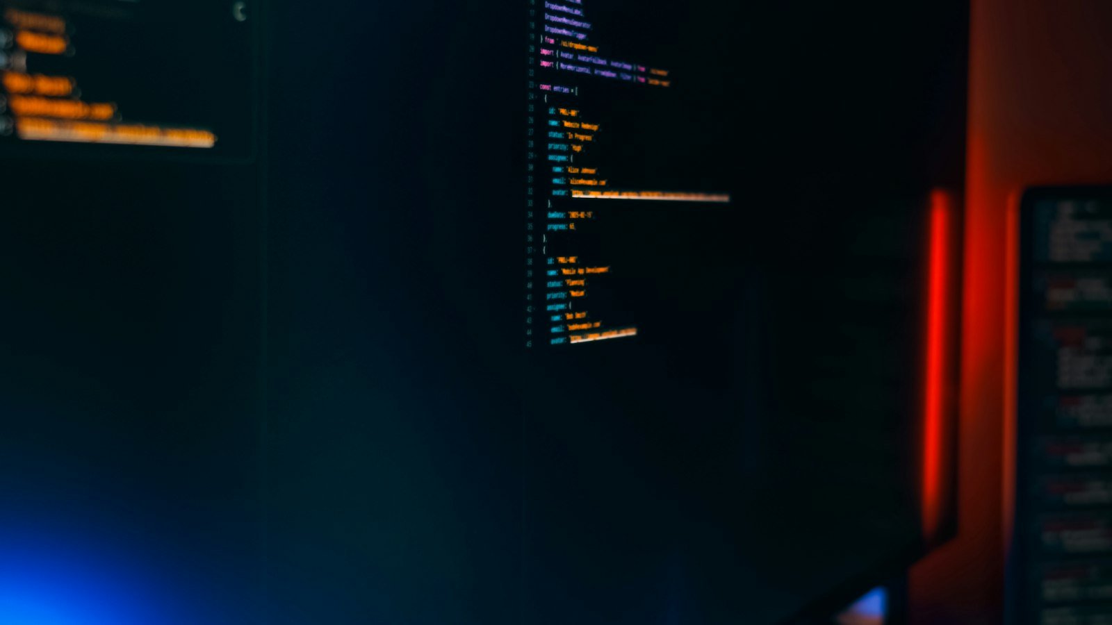 Tela de computador exibindo linhas de código